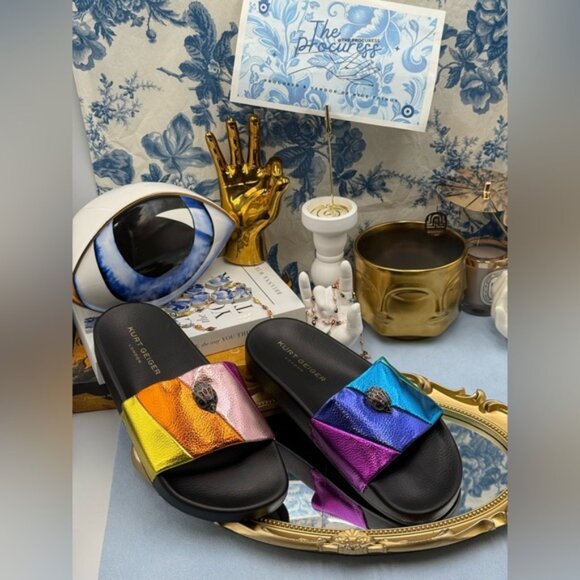 🆕 KURT GEIGER LONDON 🧿 NWOB Meena Eagle Metallic Pool Slide - Size 38 US 7.5 - Picture 2 of 12